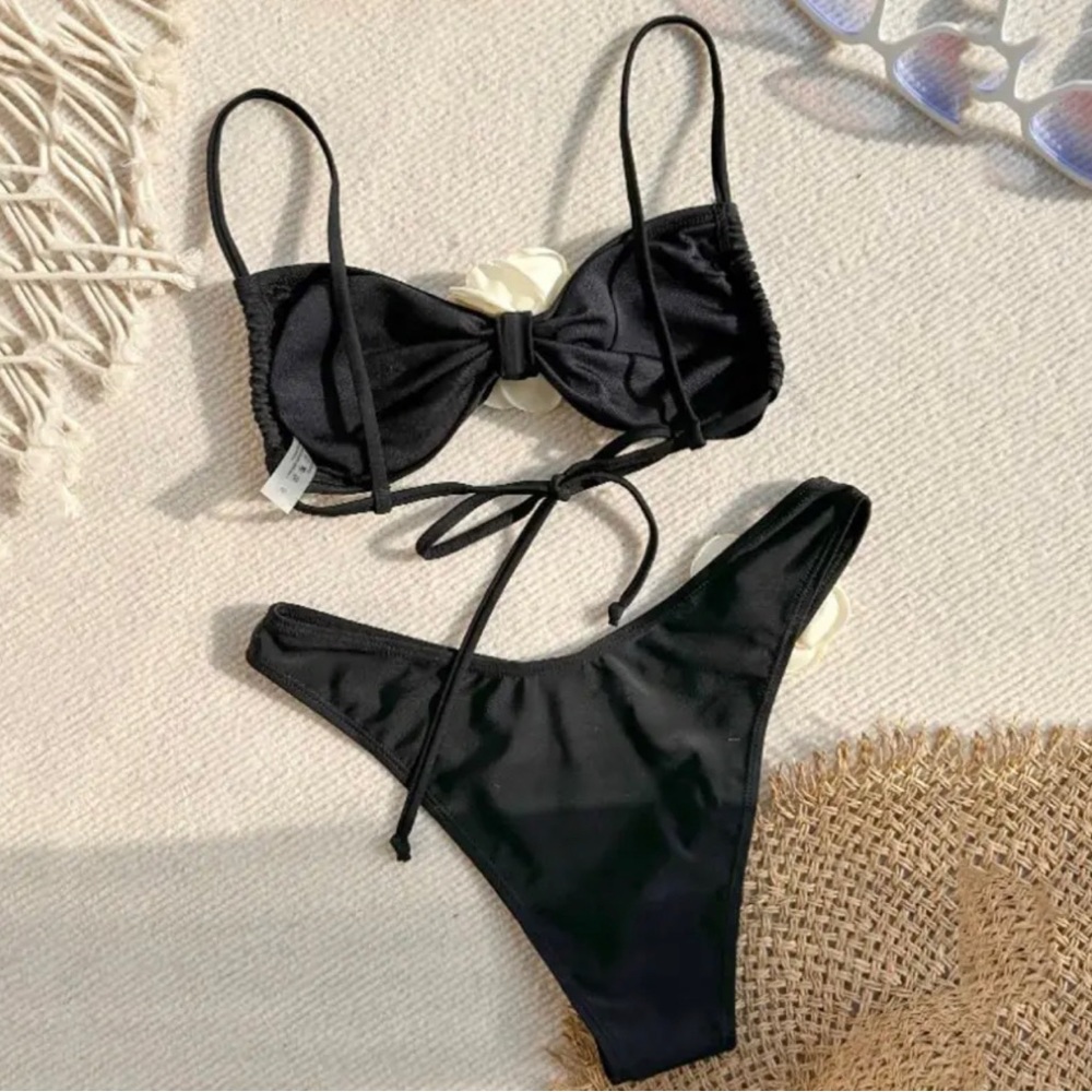 Black Bikini - image 2
